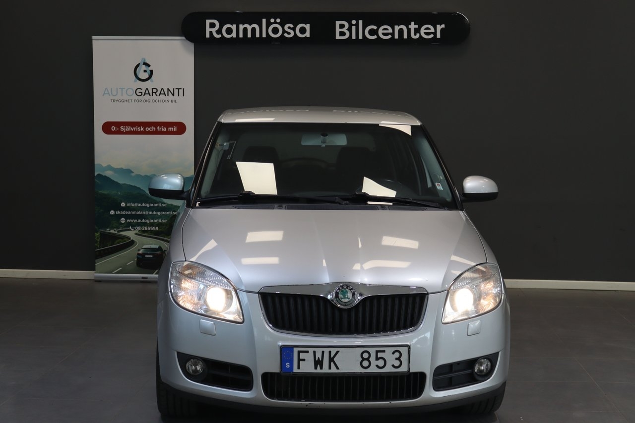 Skoda Fabia 2008, bild 2/10