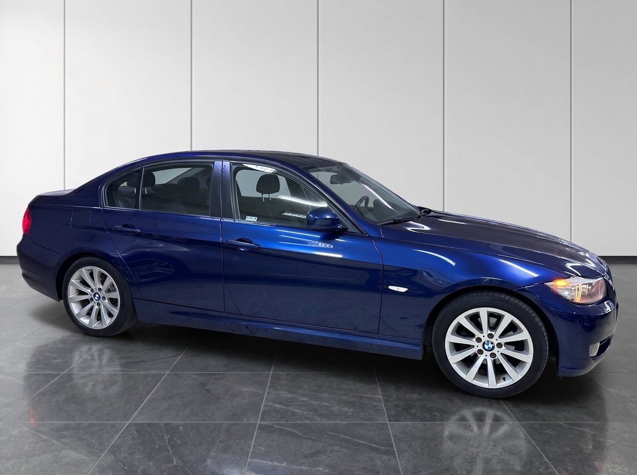 BMW 318 2012, bild 3/18