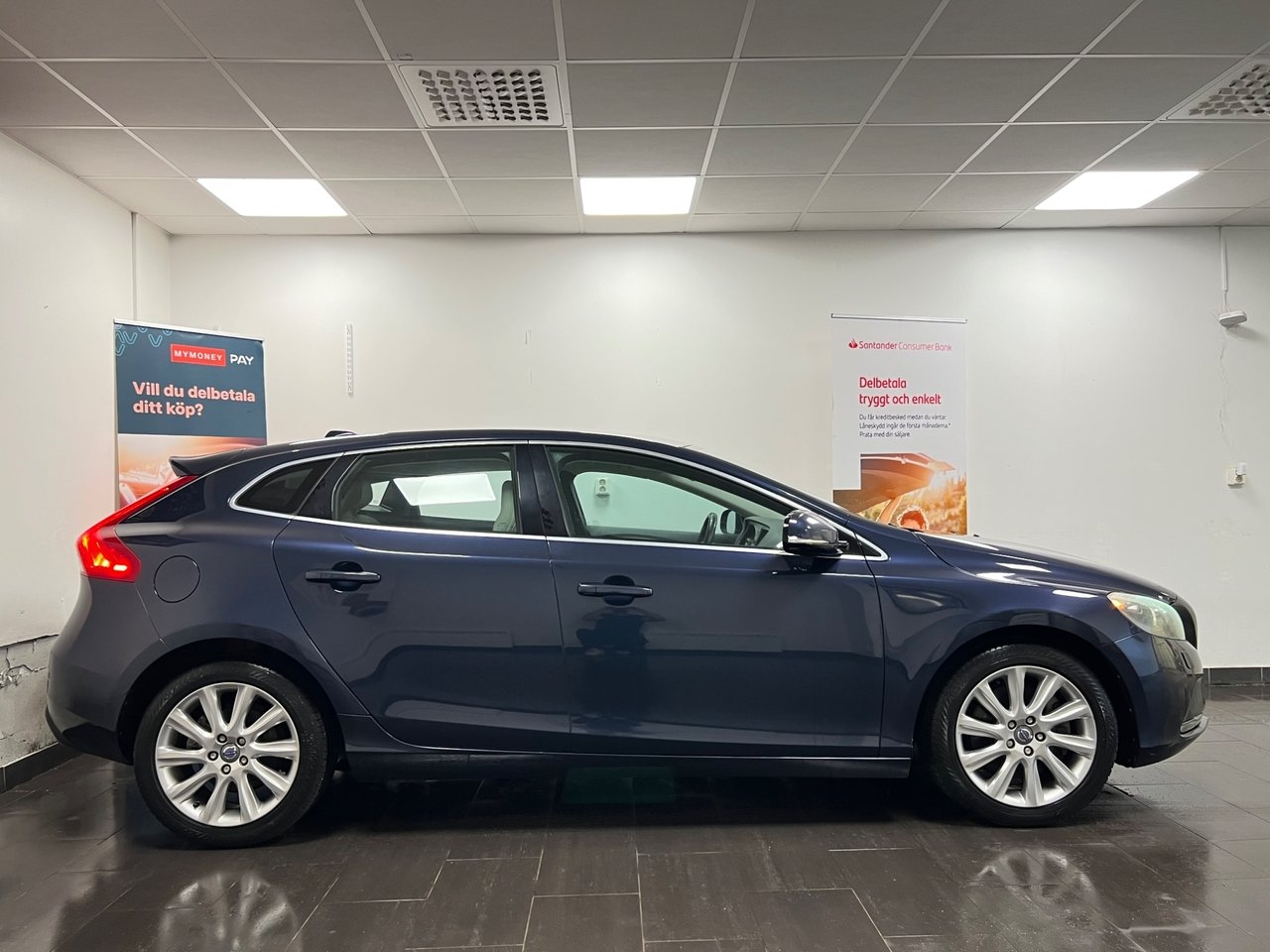 Volvo V40 D3 Summum 150hk 2013, bild 3/27
