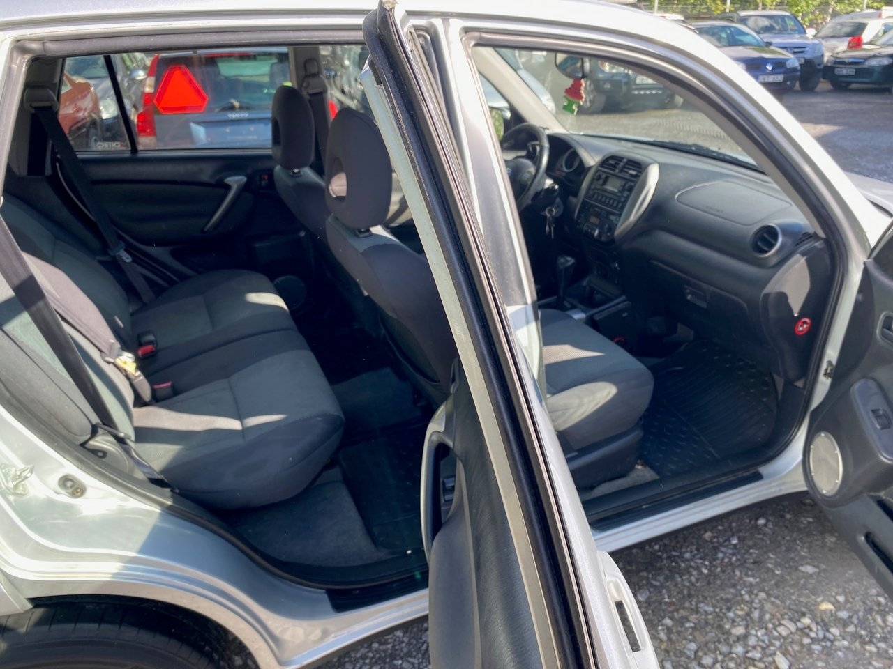 Toyota RAV4 5-dörrar 2.0 VVT-i 4x4 2003, bild 7/10