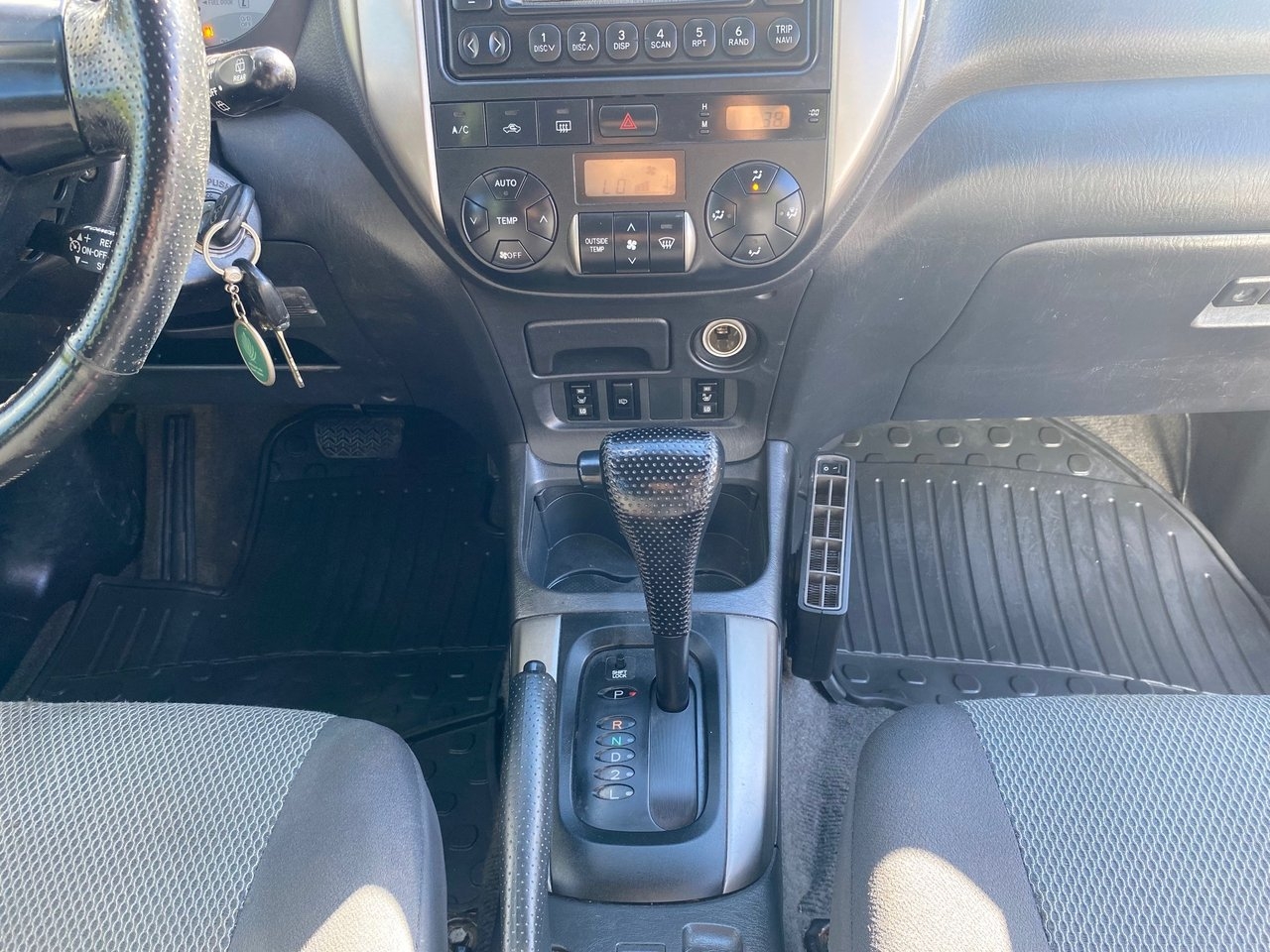 Toyota RAV4 5-dörrar 2.0 VVT-i 4x4 2003, bild 5/10