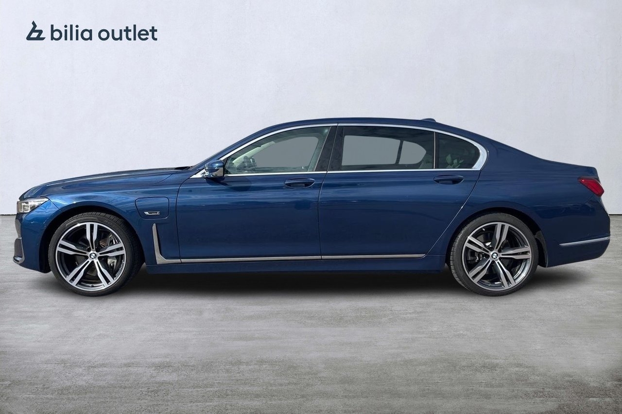 BMW 745 2022, photo 3/10
