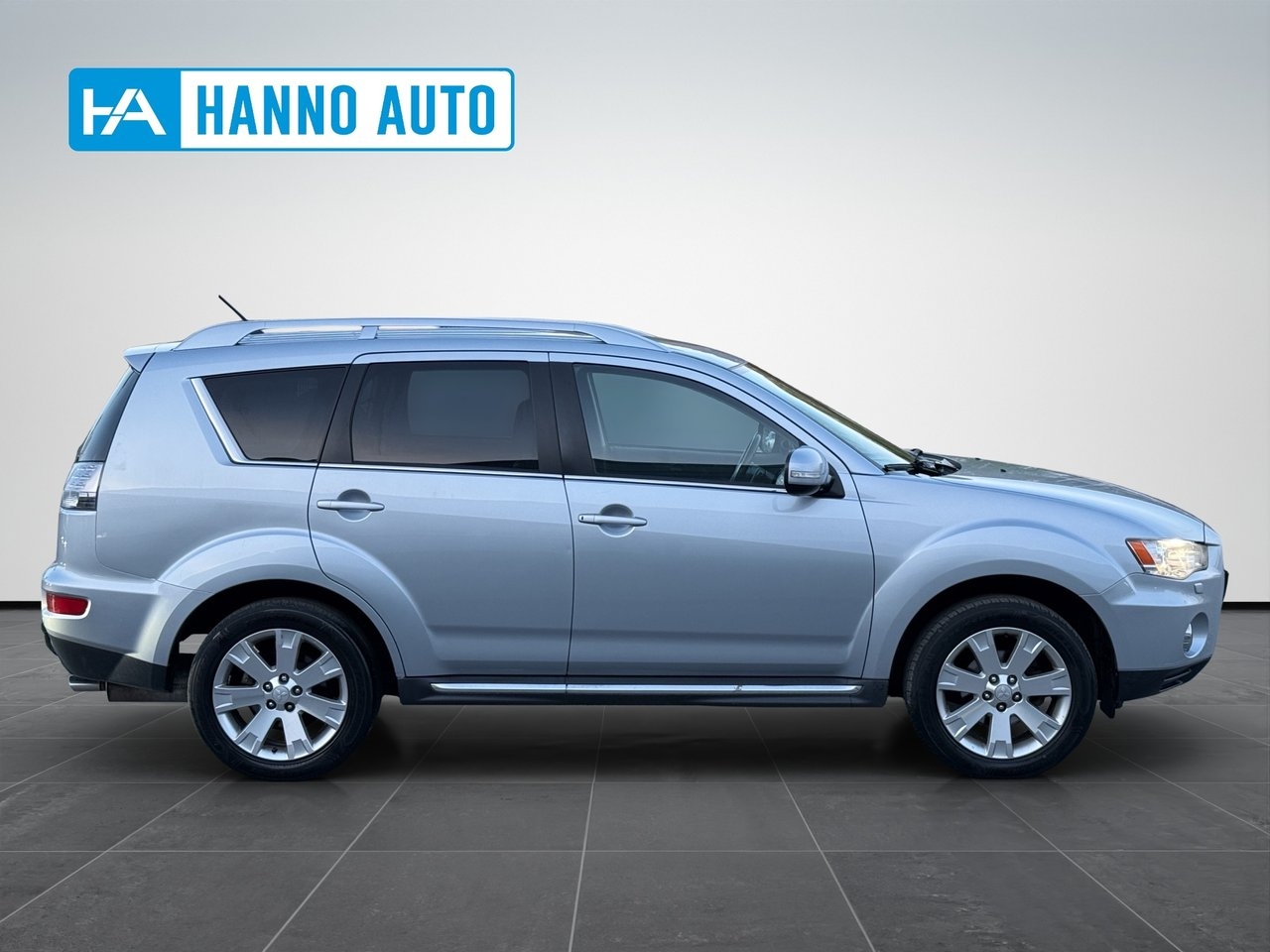 Mitsubishi Outlander 7-sits 2.4 2010, bild 6/30