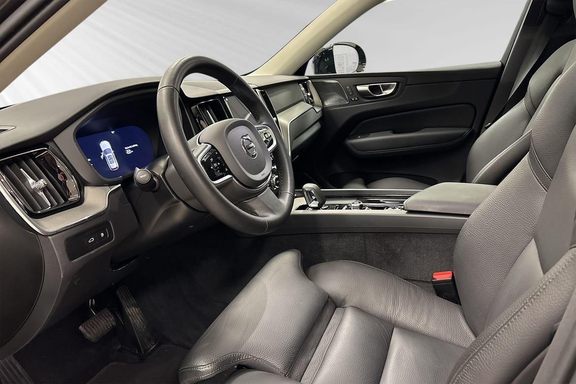Volvo XC60 T6 Plus Dark Nordic Edition 2025, bild 7/10