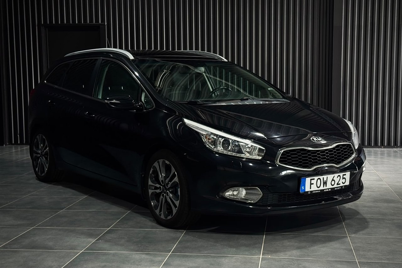 Kia Ceed cee'd_sw 1.6 CRDi EX 2015, bild 3/21