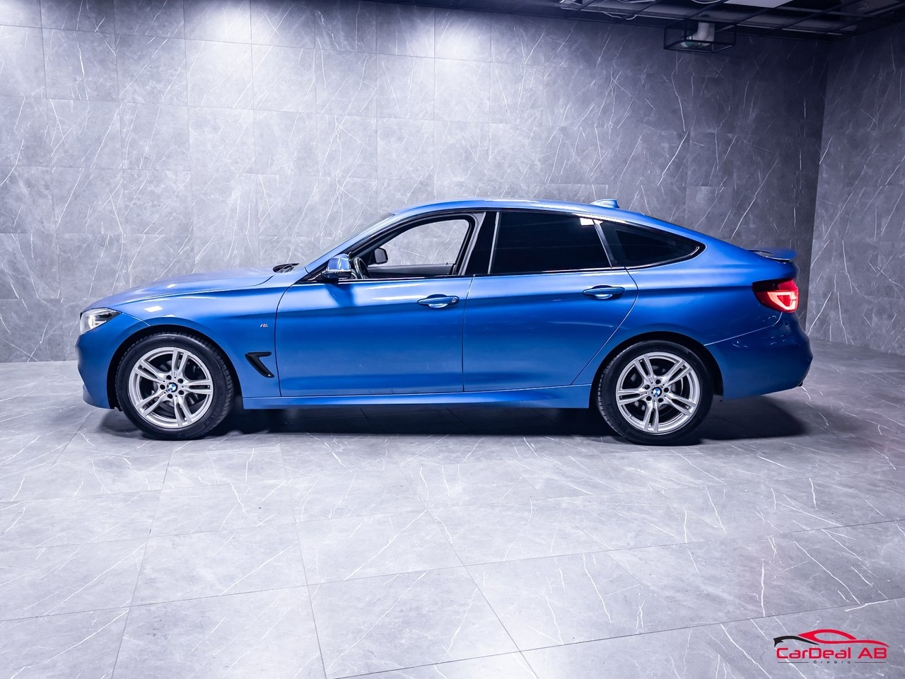 BMW 320 2020, kuva 4/30