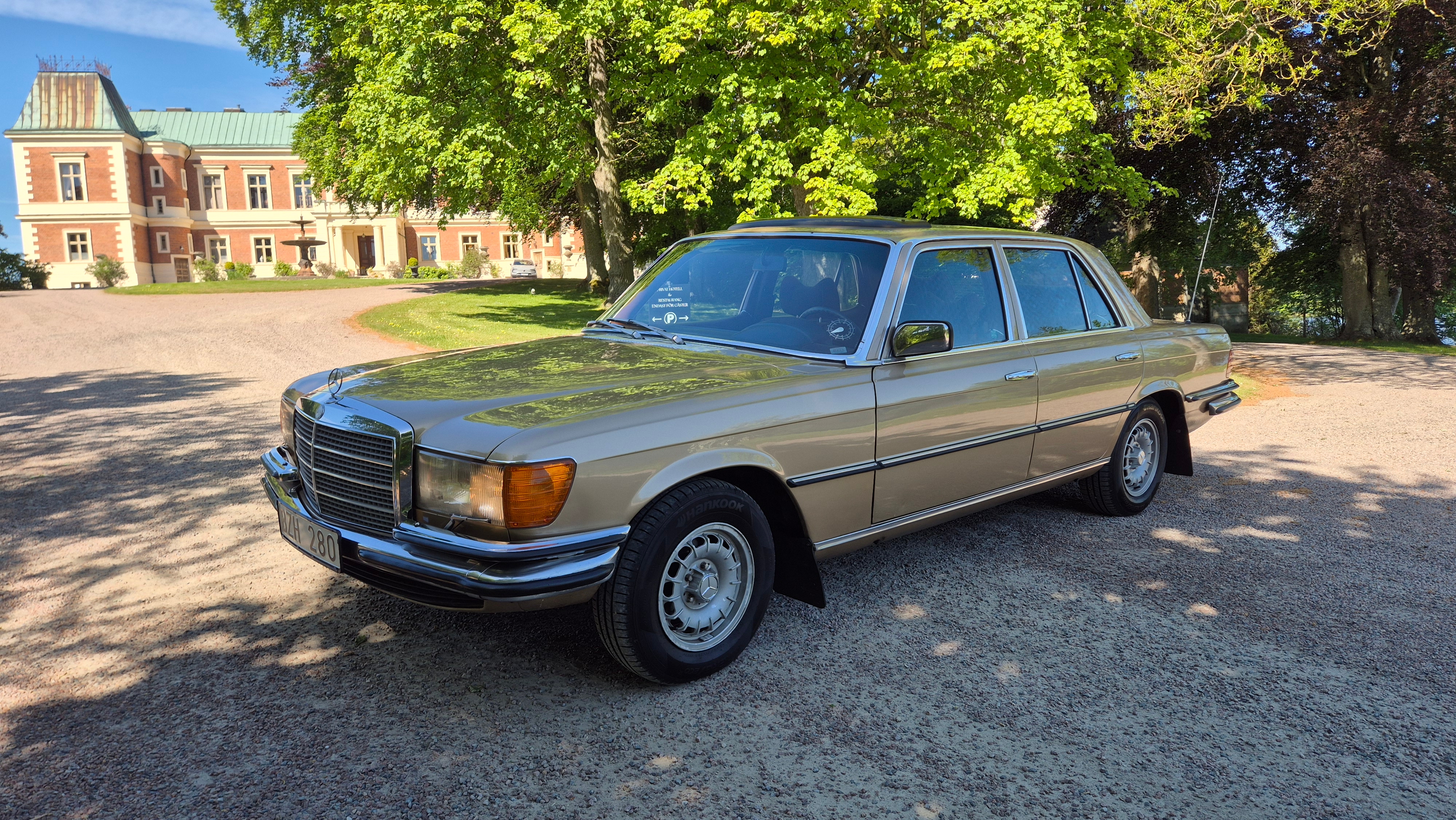 Mercedes-Benz 280
