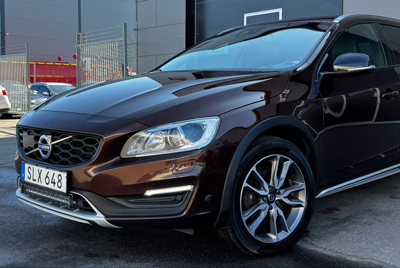 Volvo V60 Cross Country 2016, bild 3/10
