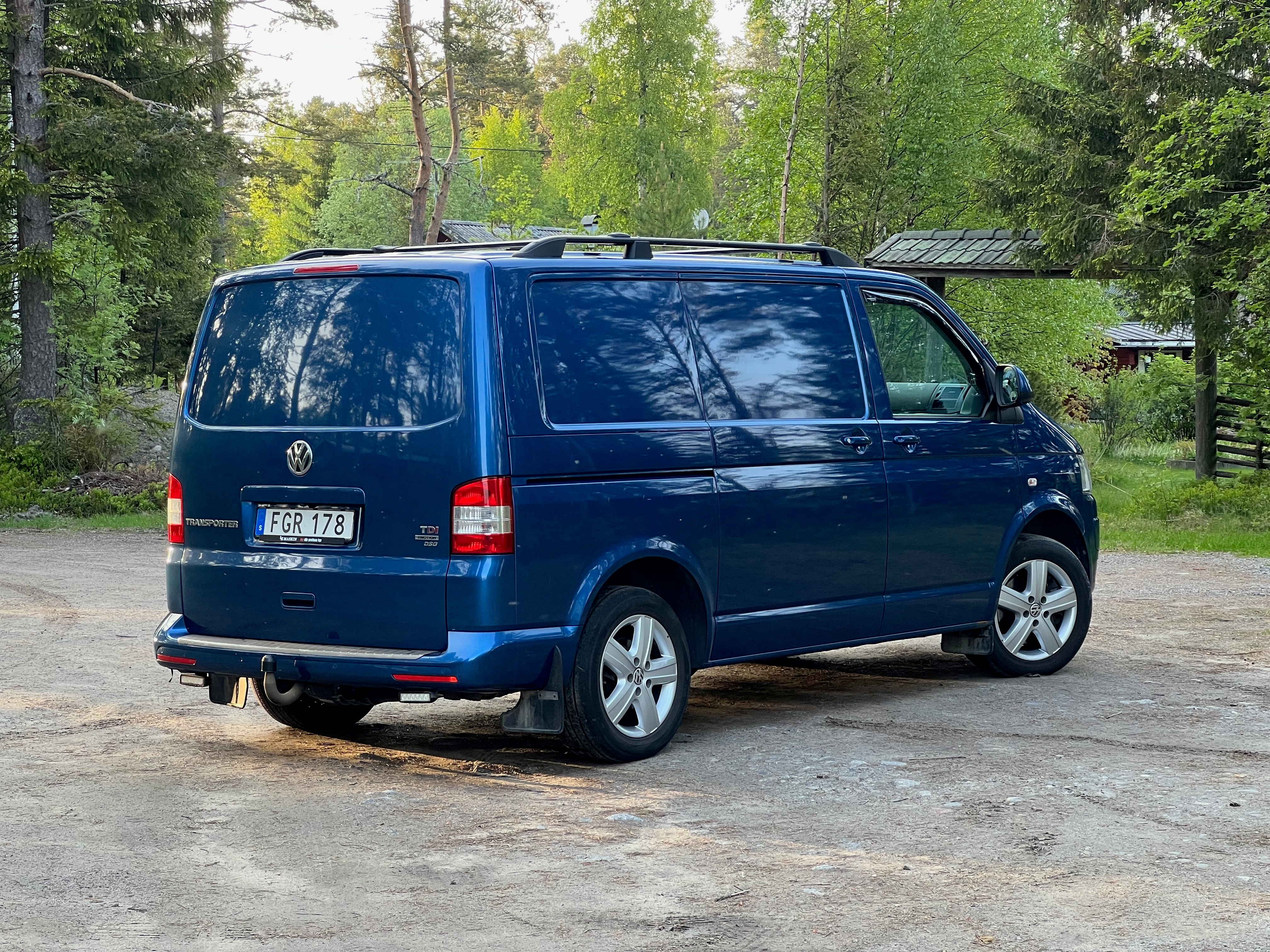 Volkswagen Transporter 2015, bild 2/9