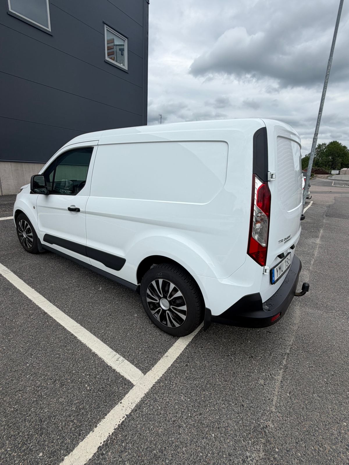 Ford Transit Connect 2017, bild 4/5
