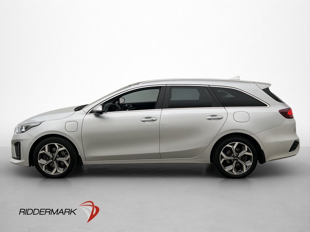 Kia Ceed Plug-in Adv Plus 2 Pano 2020, bild 2/33