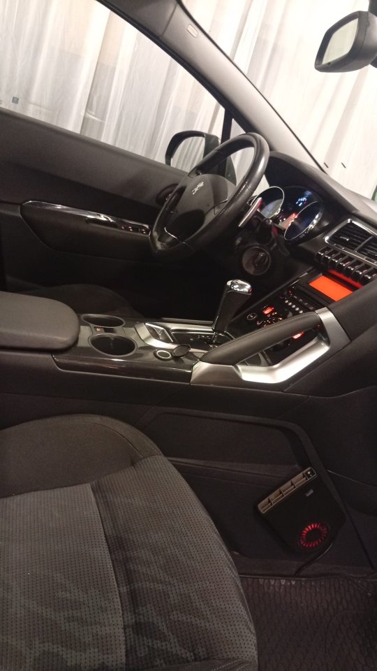 Peugeot 3008 1.6 HDi FAP EGS Euro 4 2010, bild 6/8