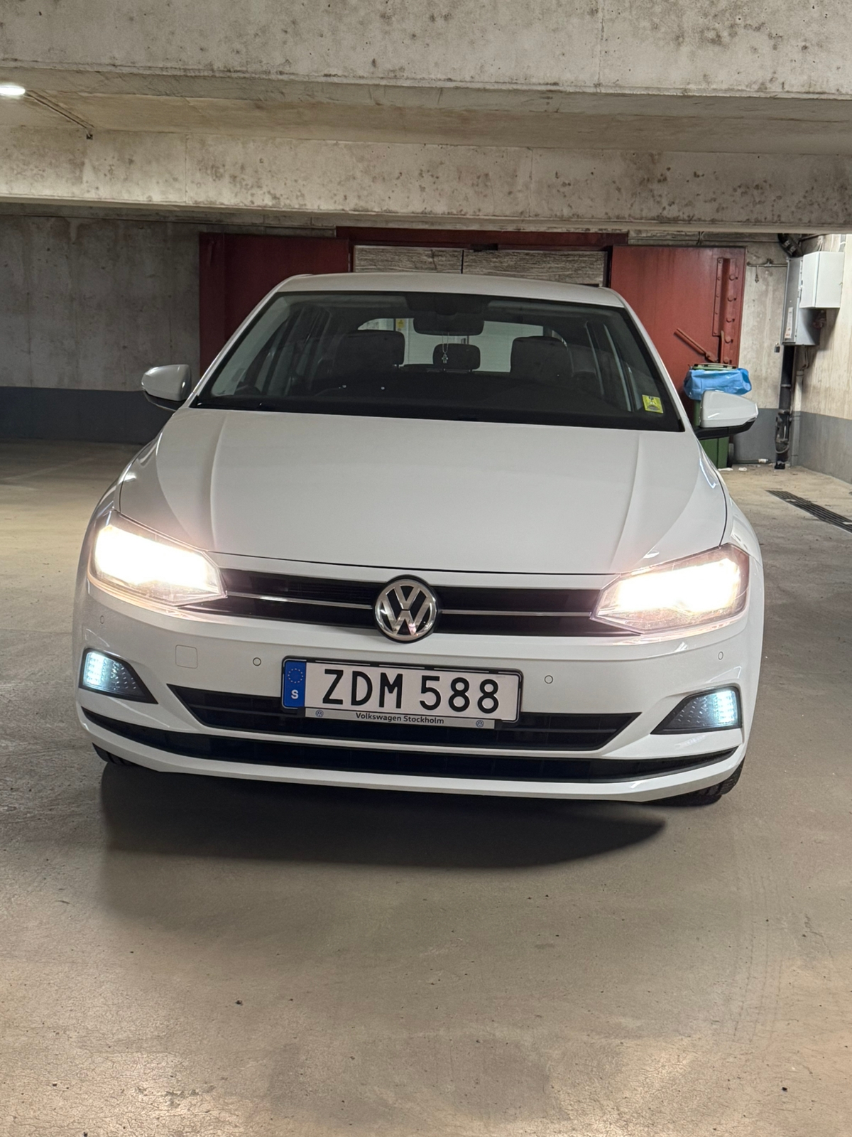 Volkswagen Polo 1.0 TSI Manuell 2018, kuva 2/10