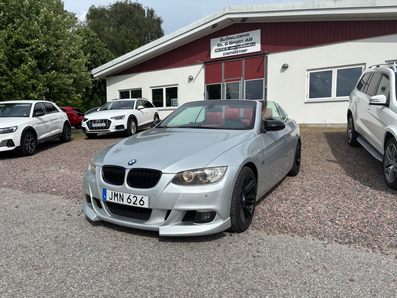 BMW 320
