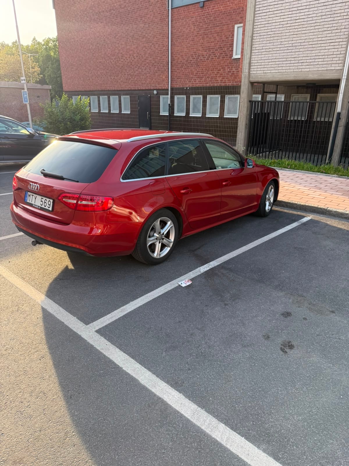 Audi A4 2013, bild 2/10