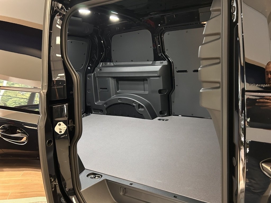 Volkswagen ID. Buzz Buzz Cargo HJULBAS 2026, bild 4/8