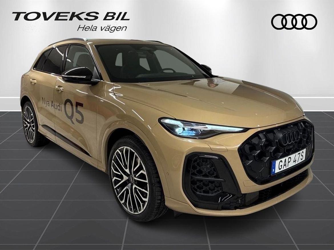 Audi Q5 S-line, Optikpaket, Luftfjärding 2026, bild 6/10