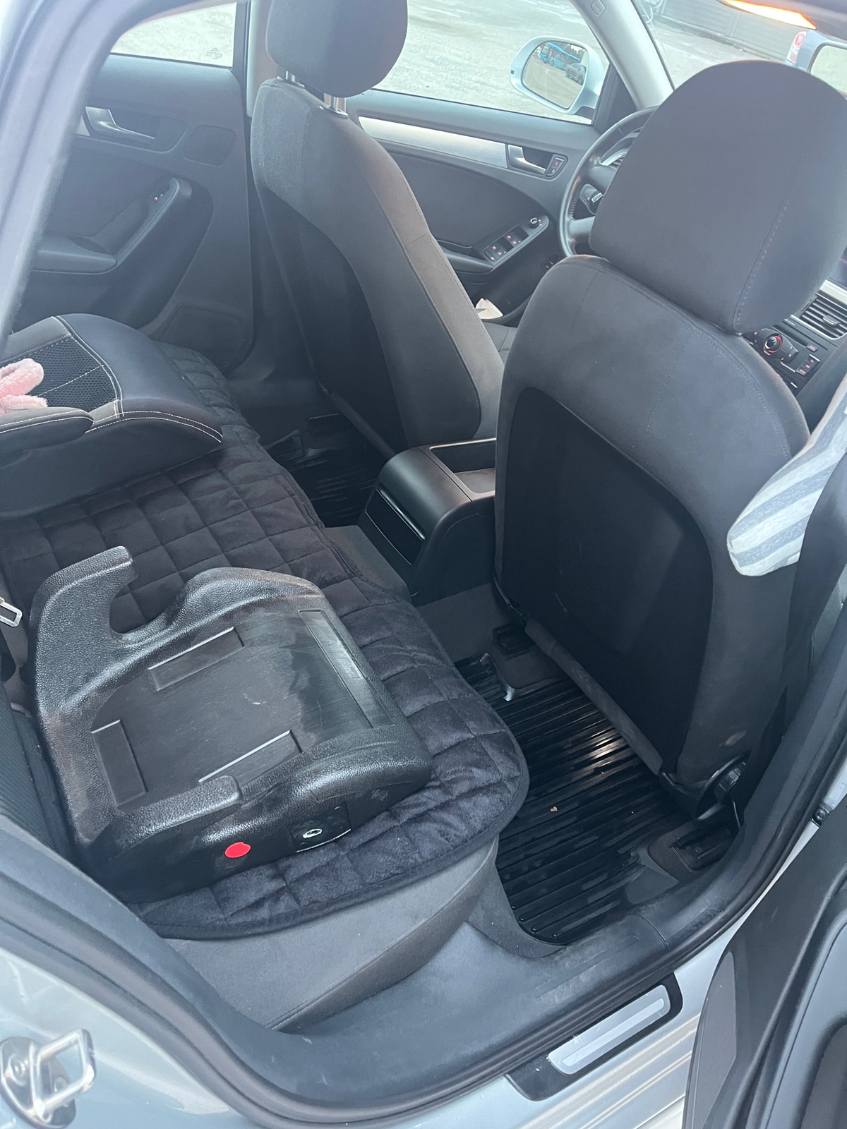 Audi A4 Sedan 1.8 TFSI Manuell 2009, kuva 7/9