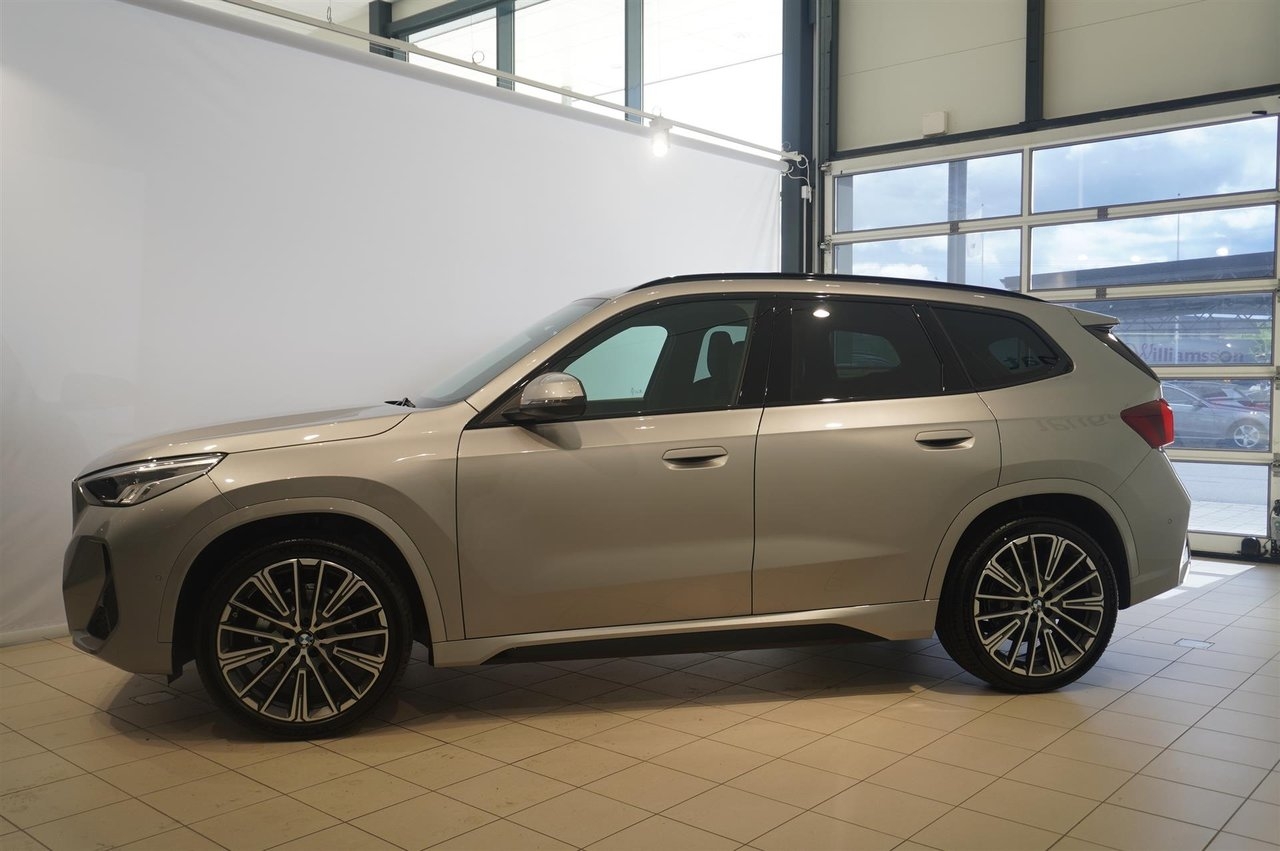 BMW iX1 2026, kuva 3/10