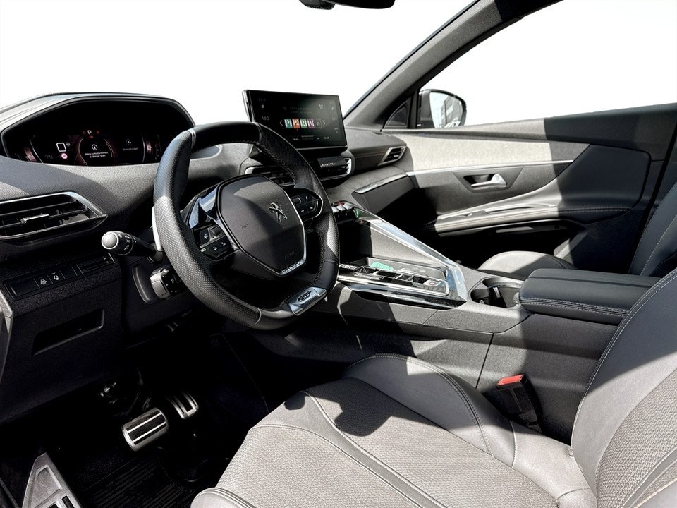 Peugeot 5008 GT 1.2 PT 130hk Aut 7-SITS 2023, bild 5/18