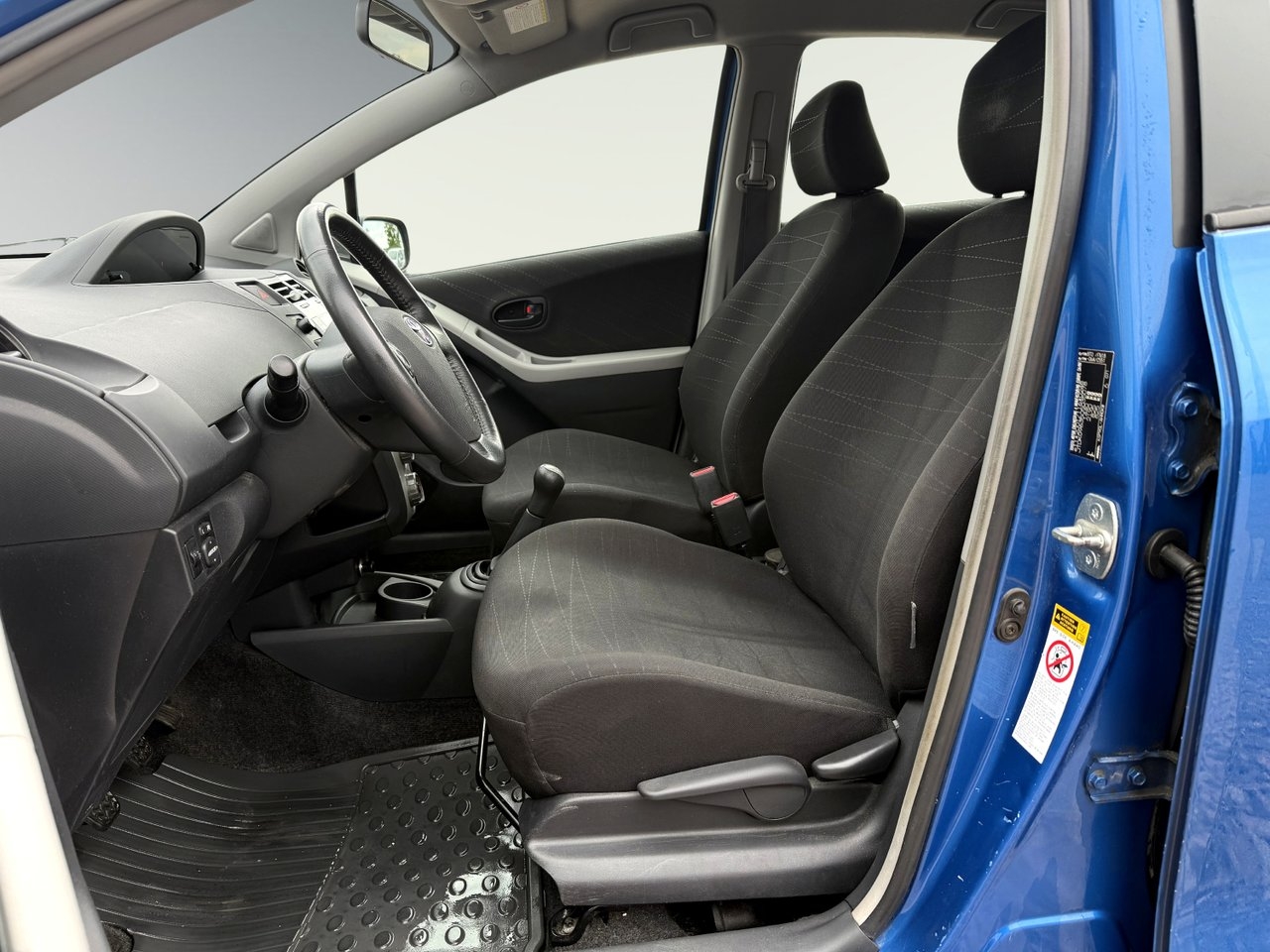 Toyota Yaris 2006, bild 7/9