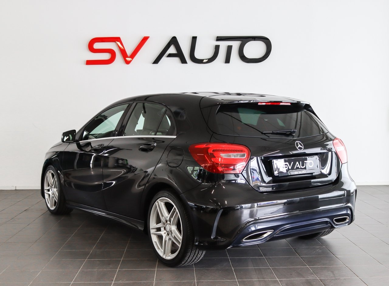 Mercedes-Benz A 180 AMG 2018, bild 4/13