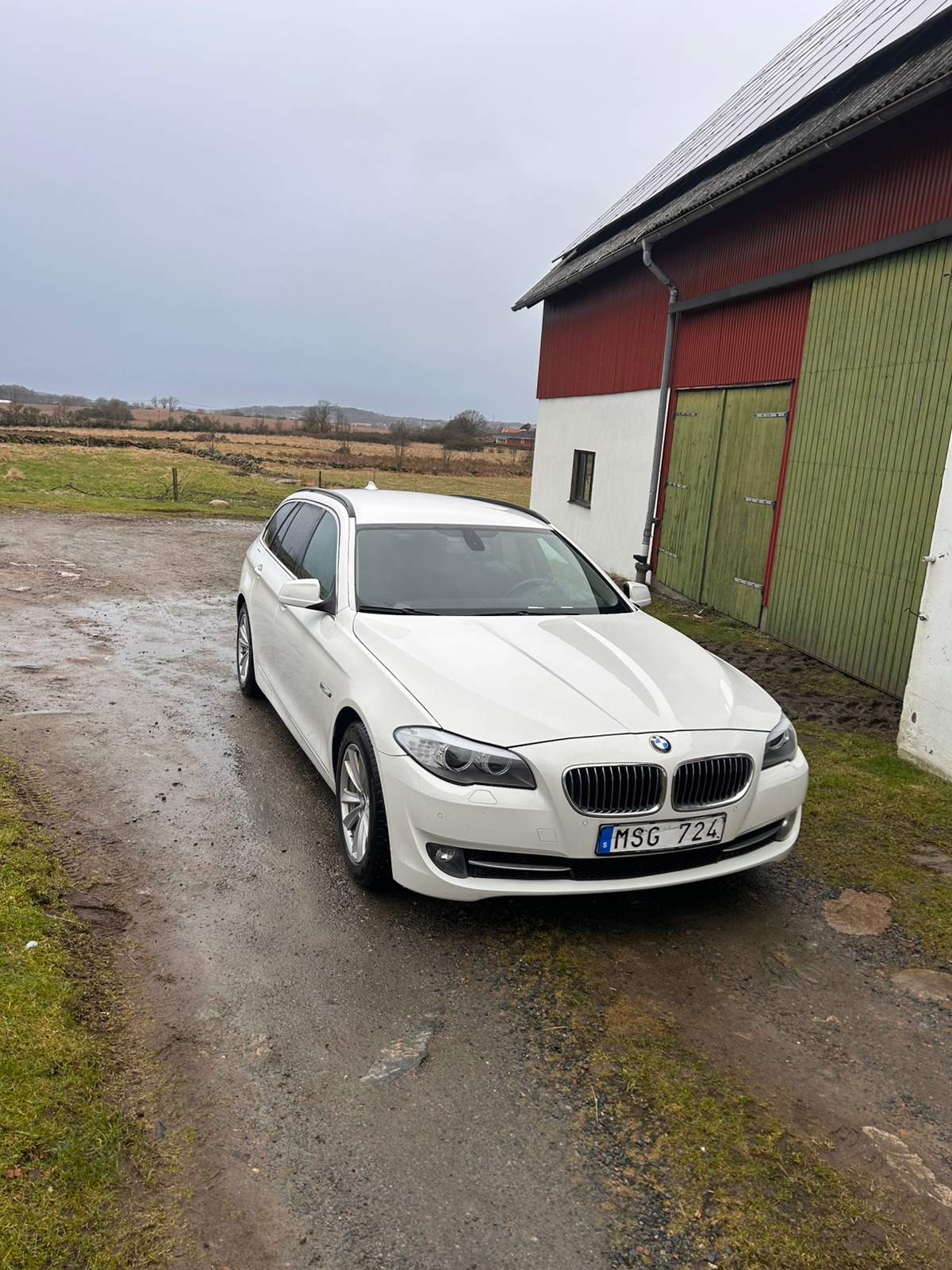 BMW 535 d Touring Steptronic 2012, photo 3/3