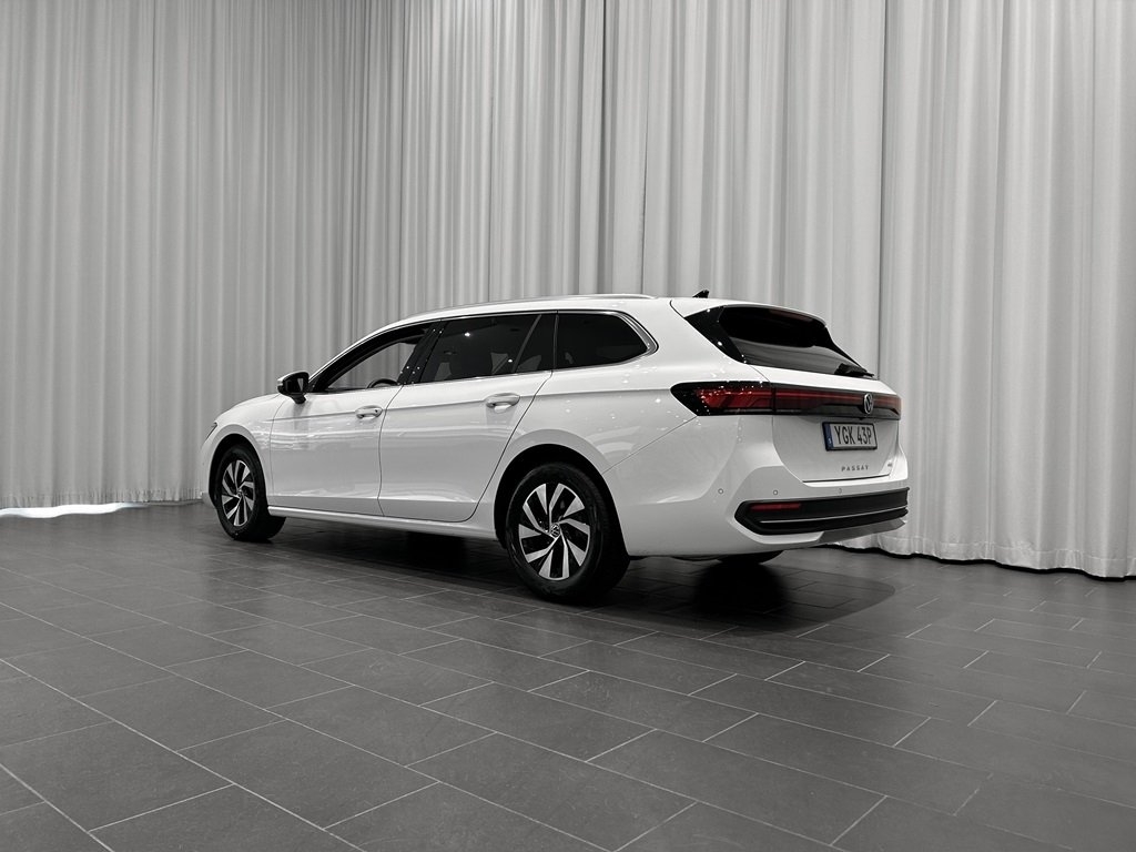 Volkswagen Passat 2025, bild 3/10