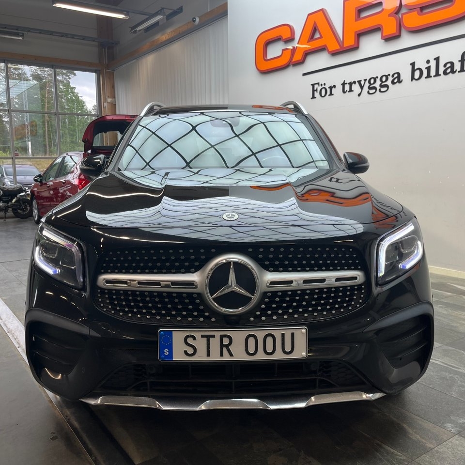 Mercedes-Benz GLB 2023, photo 6/10