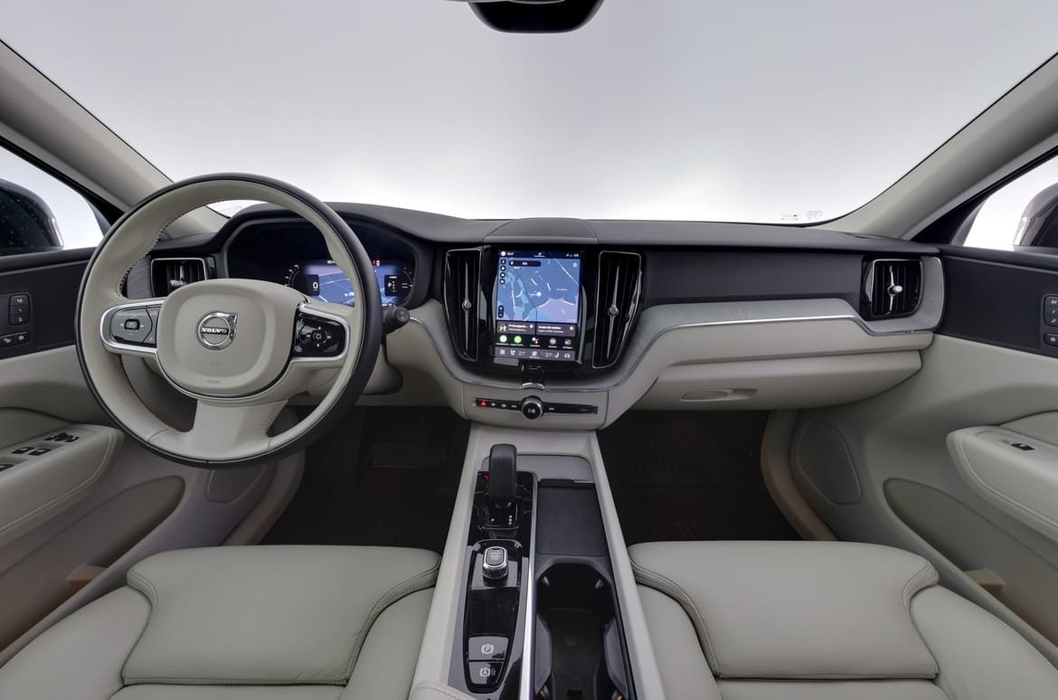 Volvo XC60 T6 Plus Dark Edition 2025, bild 7/23