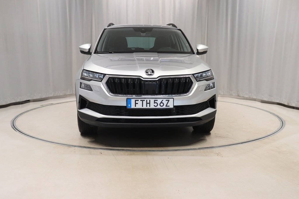 Skoda Karoq 2025, bild 2/10