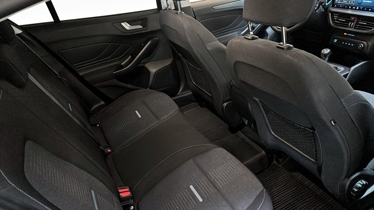 Ford Focus 2023, bild 5/9