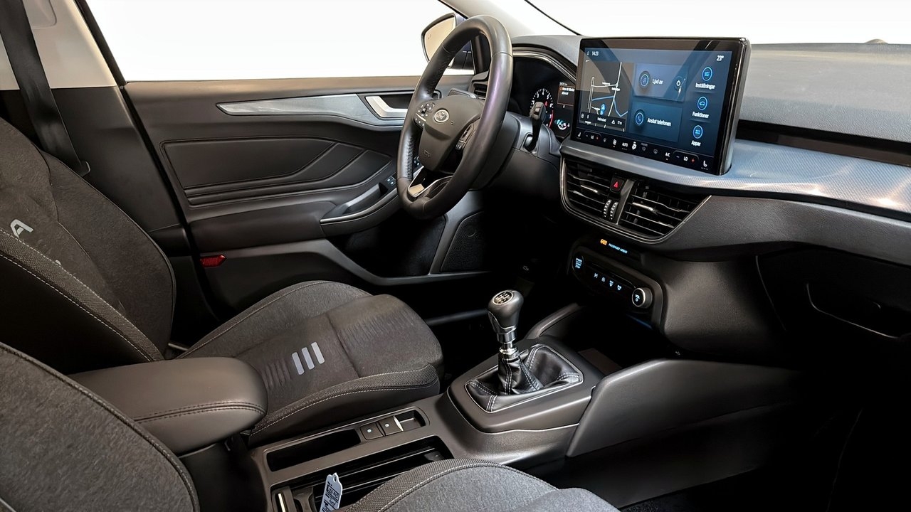 Ford Focus 2023, bild 3/9