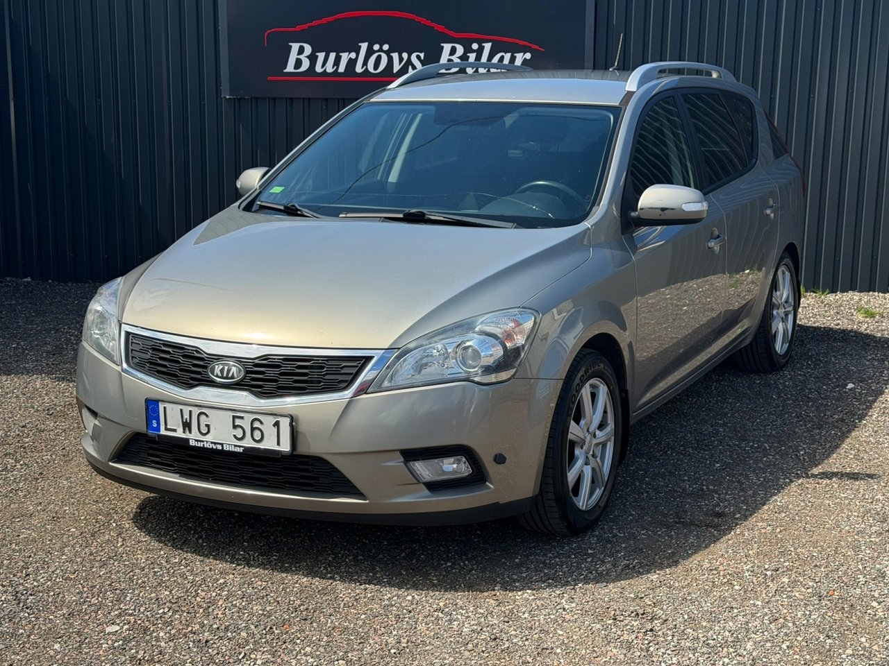 Kia Ceed cee'd_sw 1.6 CRDi ECO Euro 5 2012, kuva 7/10