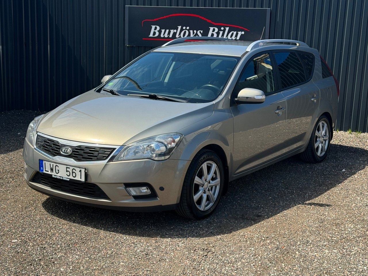 Kia Ceed cee'd_sw 1.6 CRDi ECO Euro 5 2012, kuva 6/10