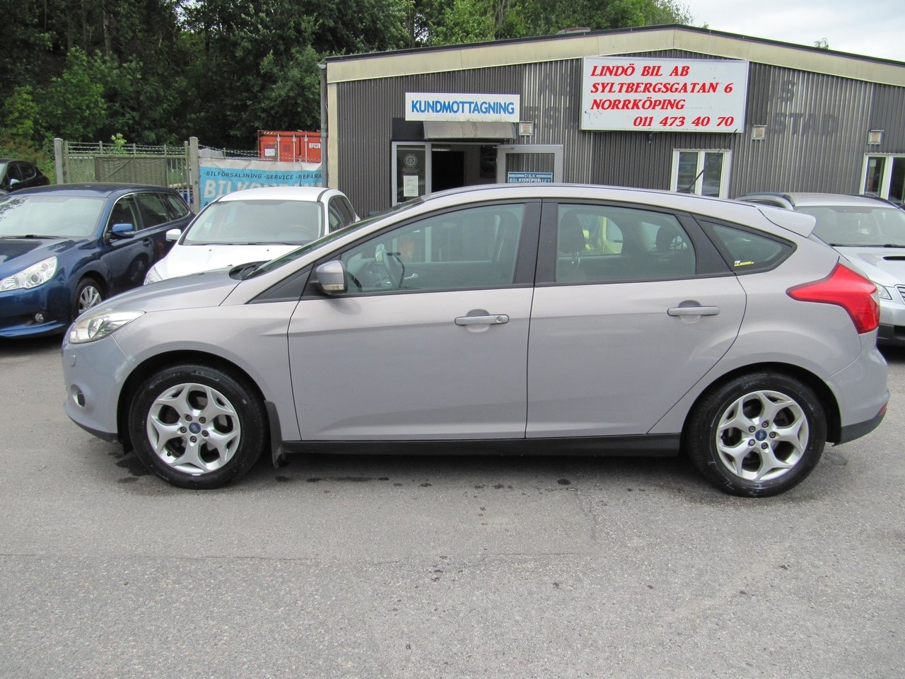 Ford Focus 2011, photo 5/10