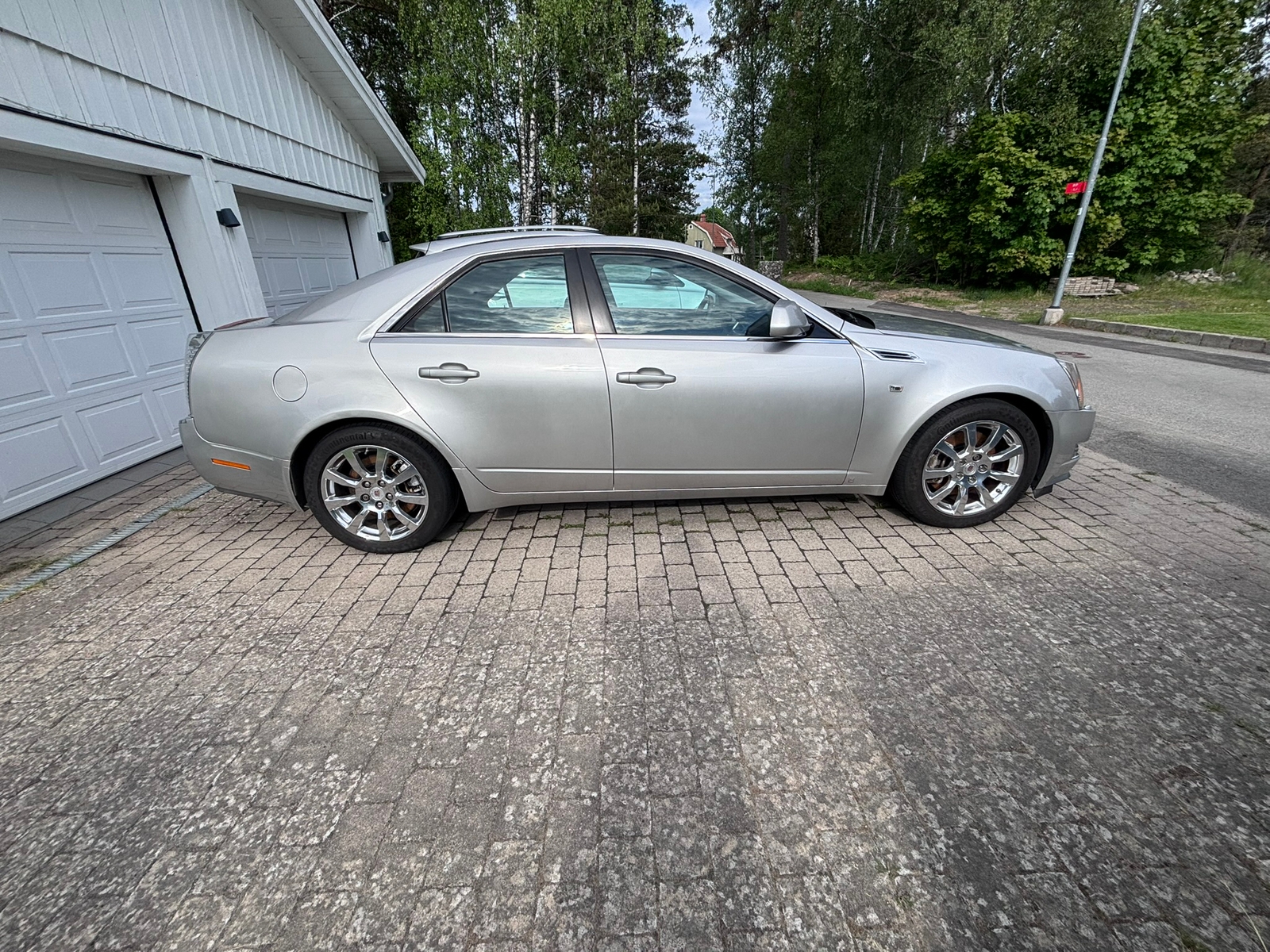 Cadillac CTS (EU) 3.6 V6 Hydra-Matic 2008, bild 2/9