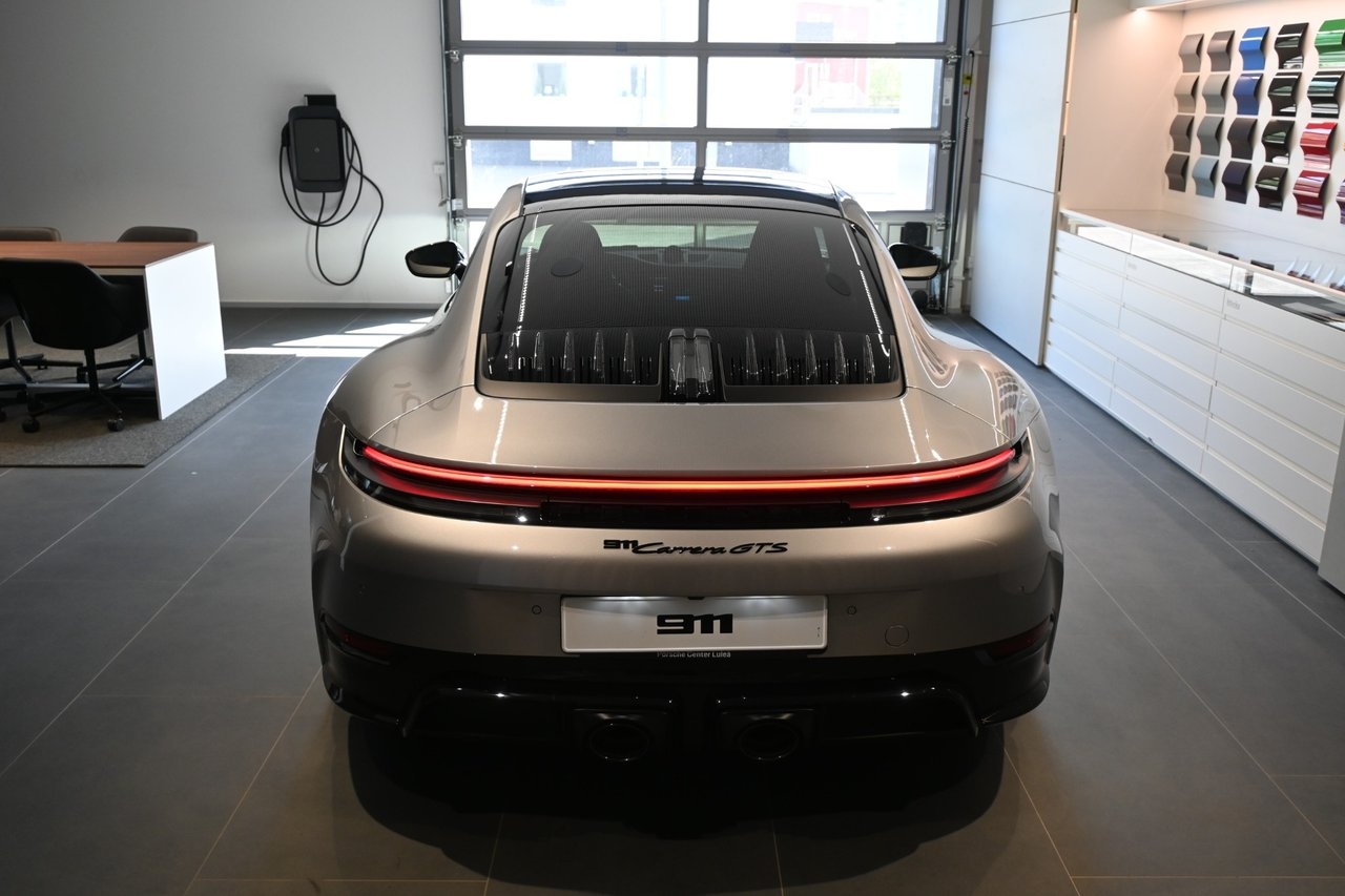 Porsche 911 Carrera GTS 2026, photo 7/23