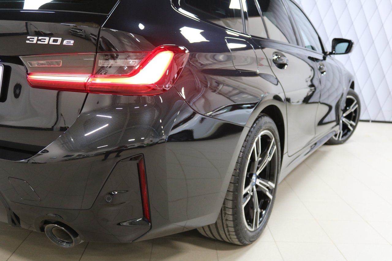 BMW 330 e xDrive Touring M Sport 2023, bild 7/10