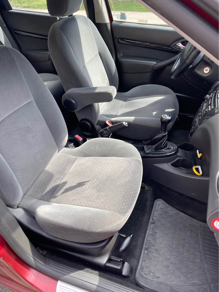 Ford Focus 1.6 2005, bild 2/7