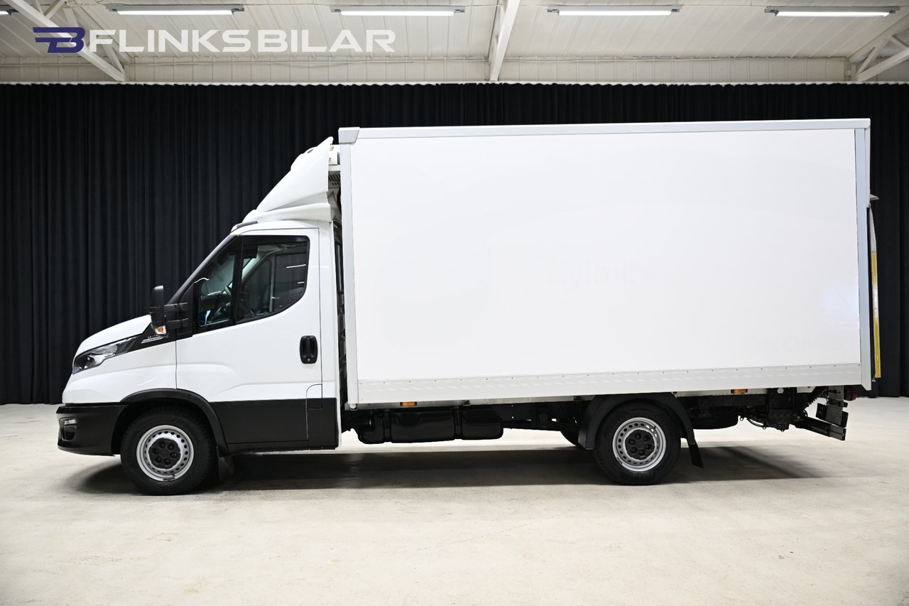 Iveco Daily 136HK Automat 2023, bild 2/28