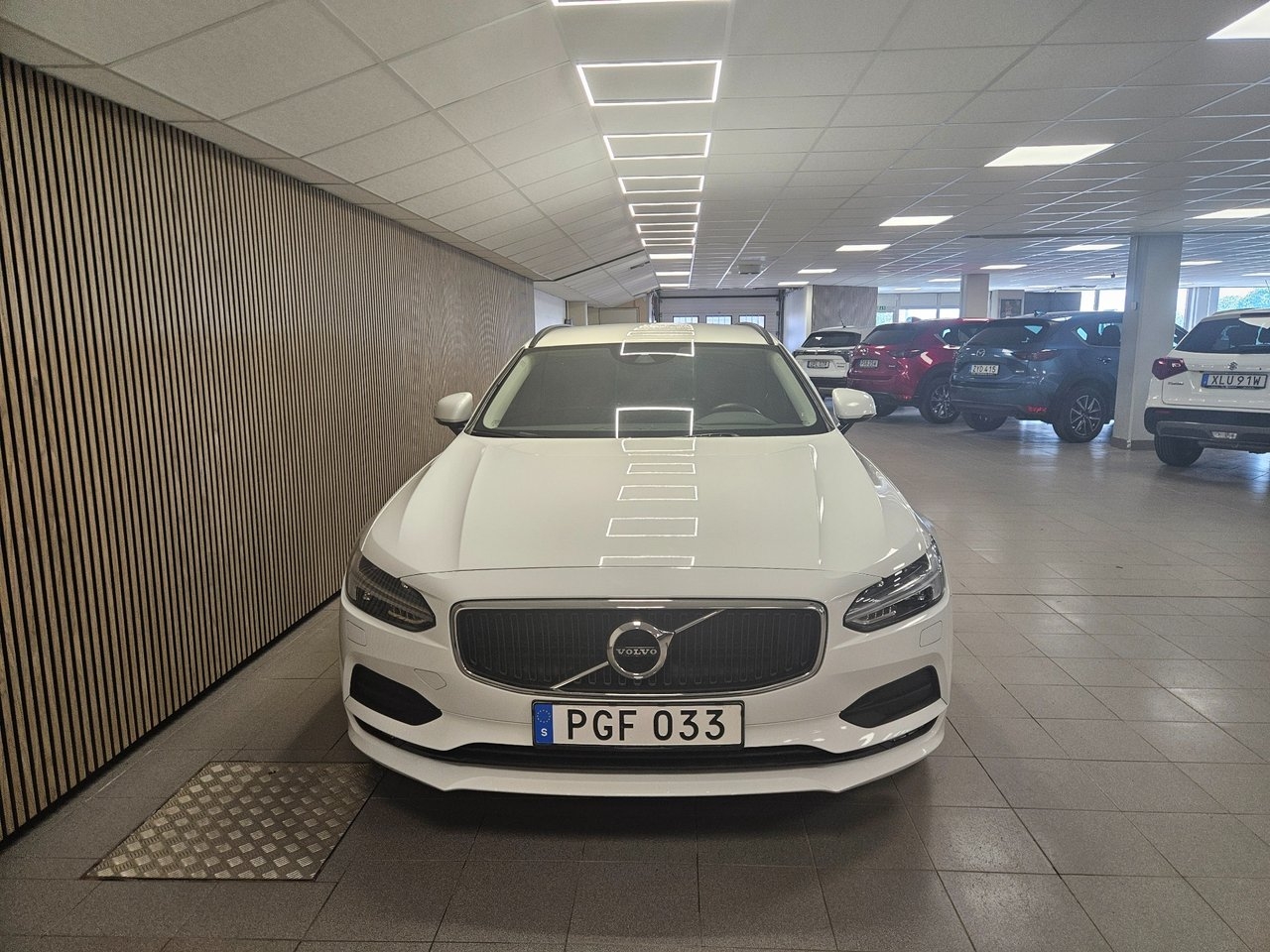 Volvo V90 D3 Geartronic Business Euro 6 2017, bild 2/9