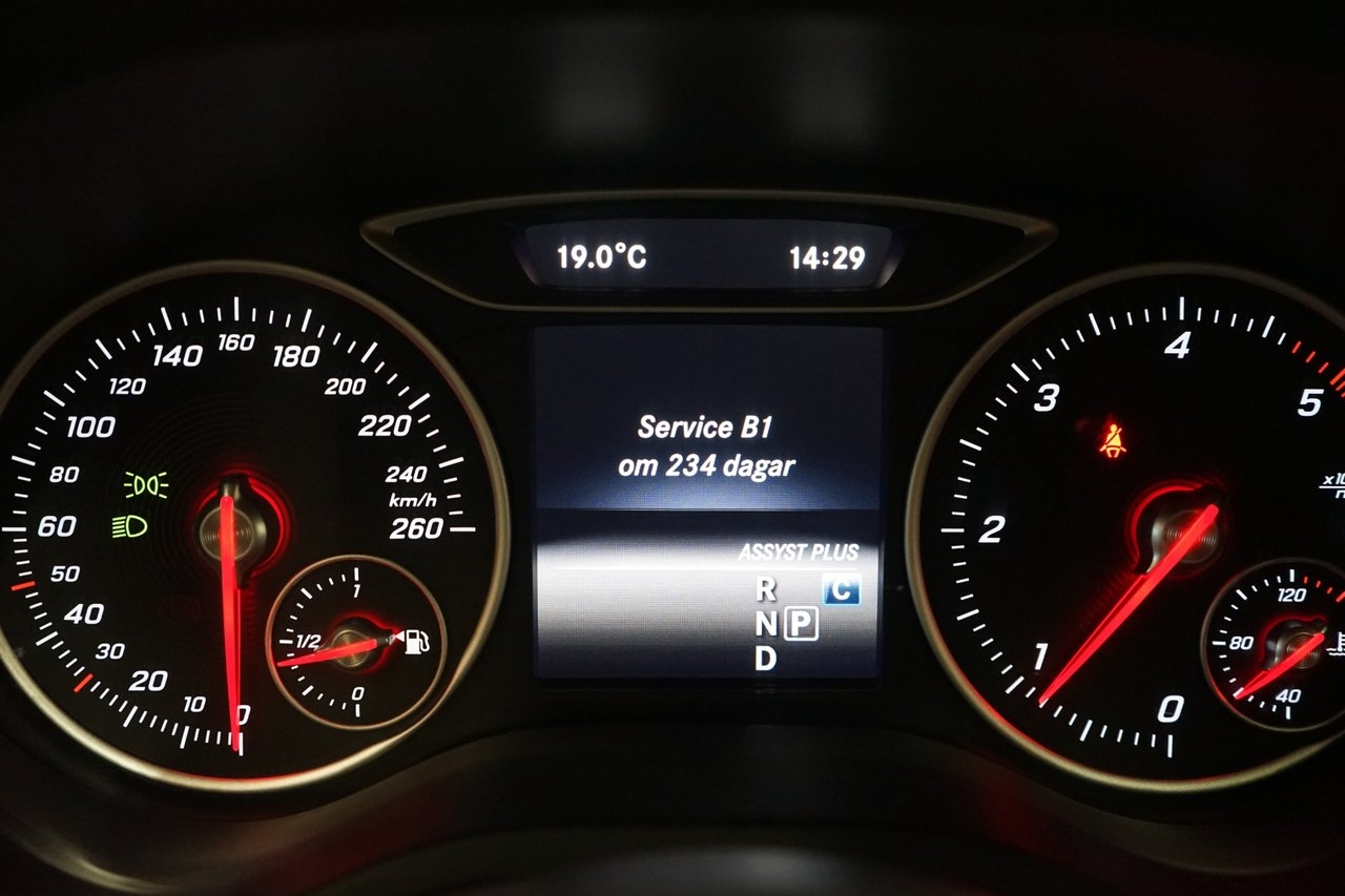 Mercedes-Benz B 2017, bild 7/10