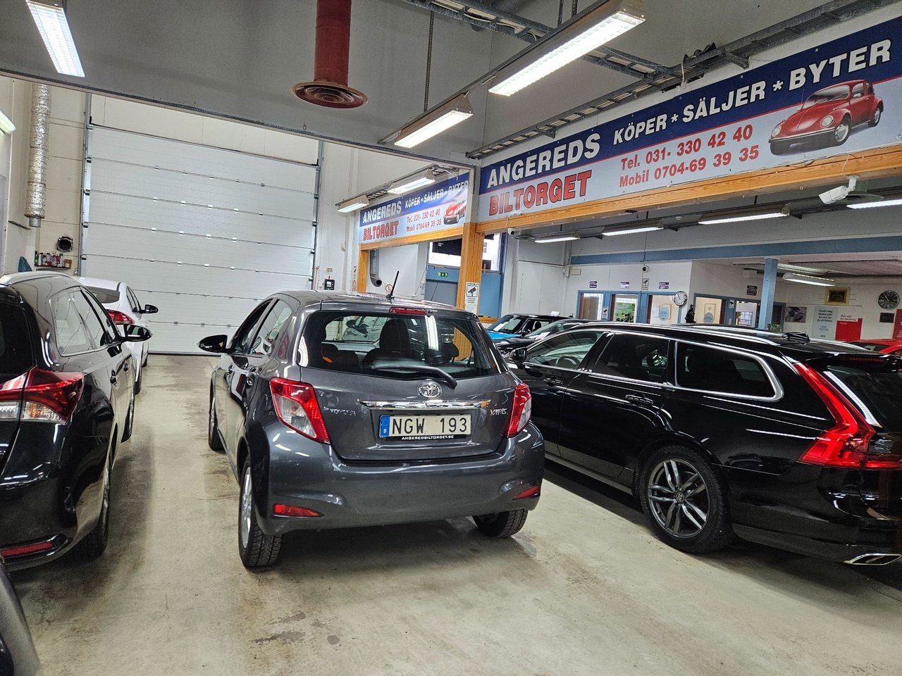 Toyota Yaris 1.3 Dual VVT-i Automat 2013, bild 4/10