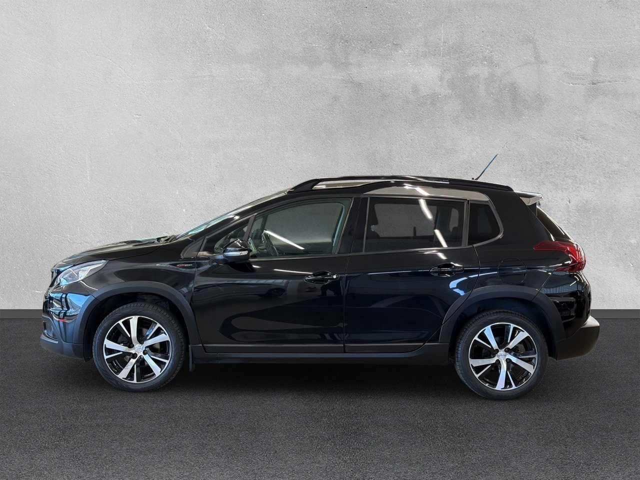 Peugeot 2008 2018, photo 2/26