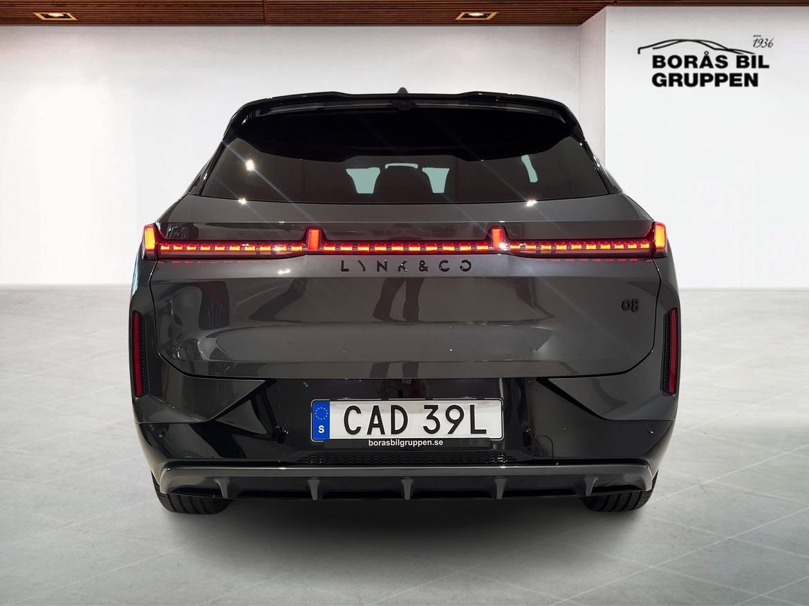 Lynk & Co 08 More PHEV 2025, bild 7/10