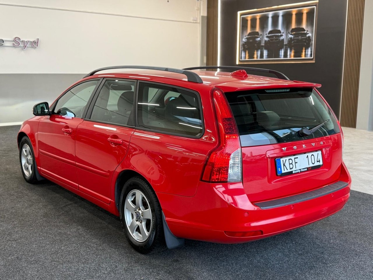 Volvo V50 1.6 D Momentum Euro 4 2010, kuva 3/16