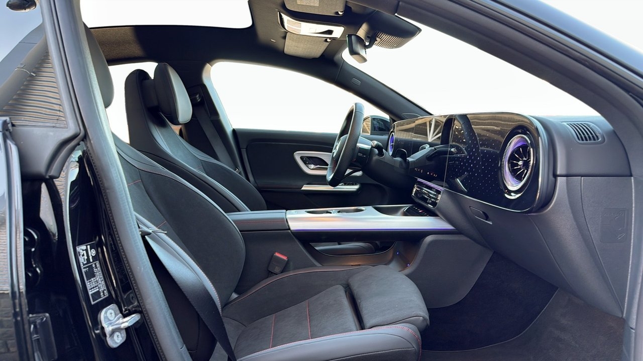 Mercedes-Benz CLA 2025, photo 3/26