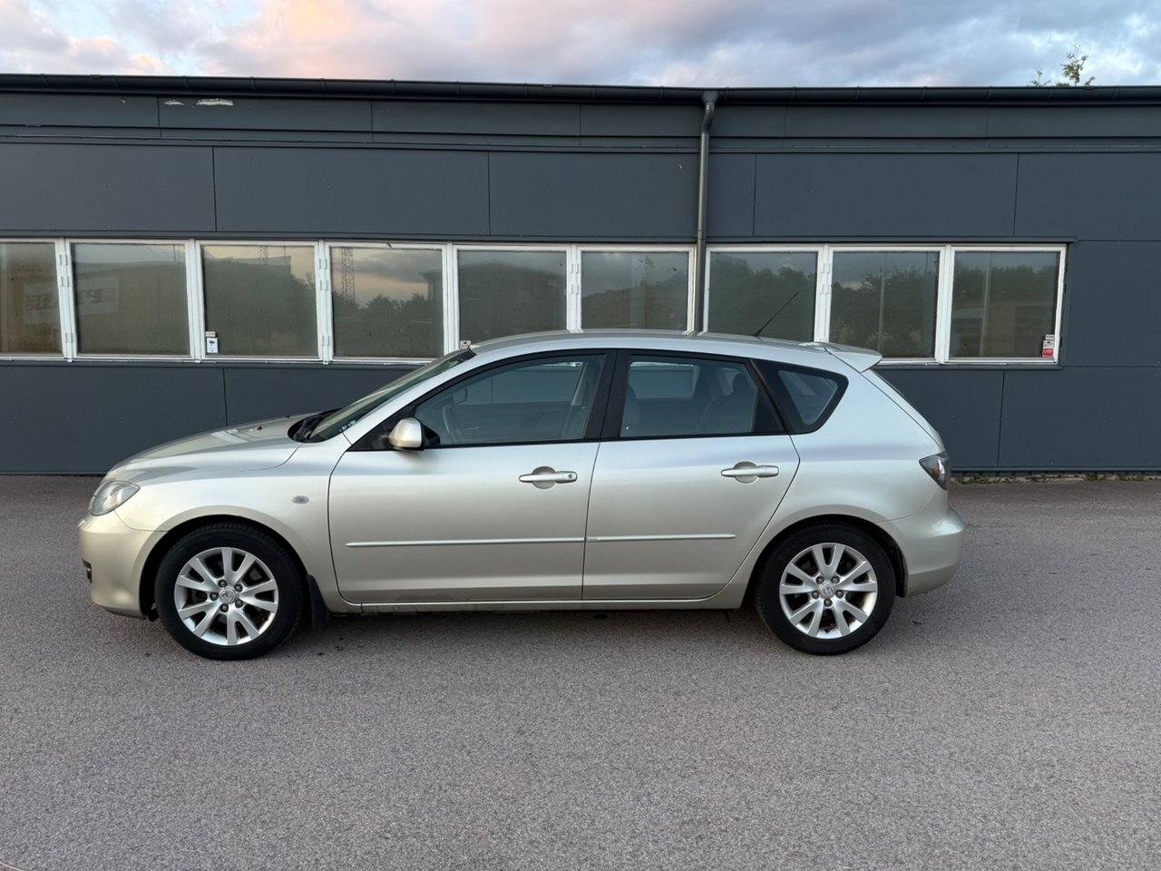 Mazda 3 Sport 2.0 MZR-CD 2008, bild 5/10