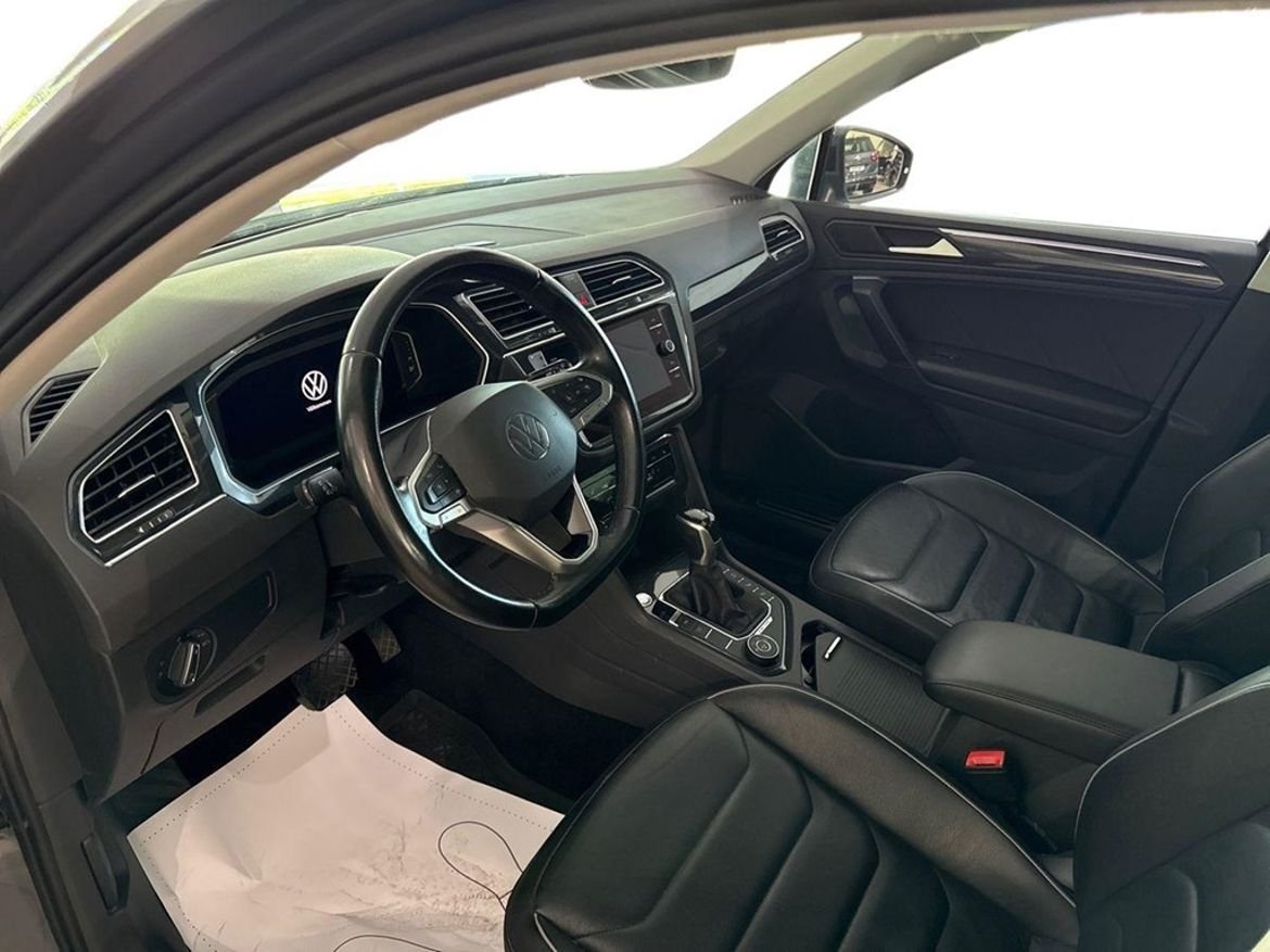Volkswagen Tiguan 2021, bild 6/10